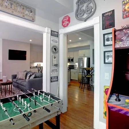 Newly Renovated 4 Bed 3 Bath And 2 Parking Spots Vila Savannah Exterior foto