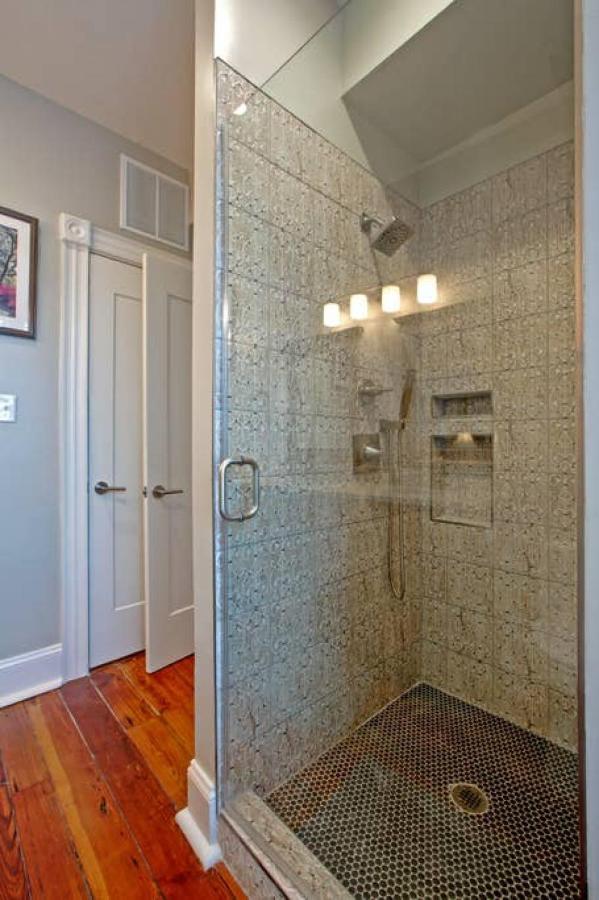 Holiday home Newly Renovated 4 Bed 3 Bath And 2 Parking Spots Savannah
