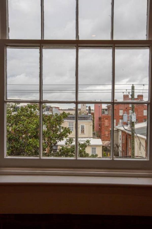 Holiday home Newly Renovated 4 Bed 3 Bath And 2 Parking Spots Savannah